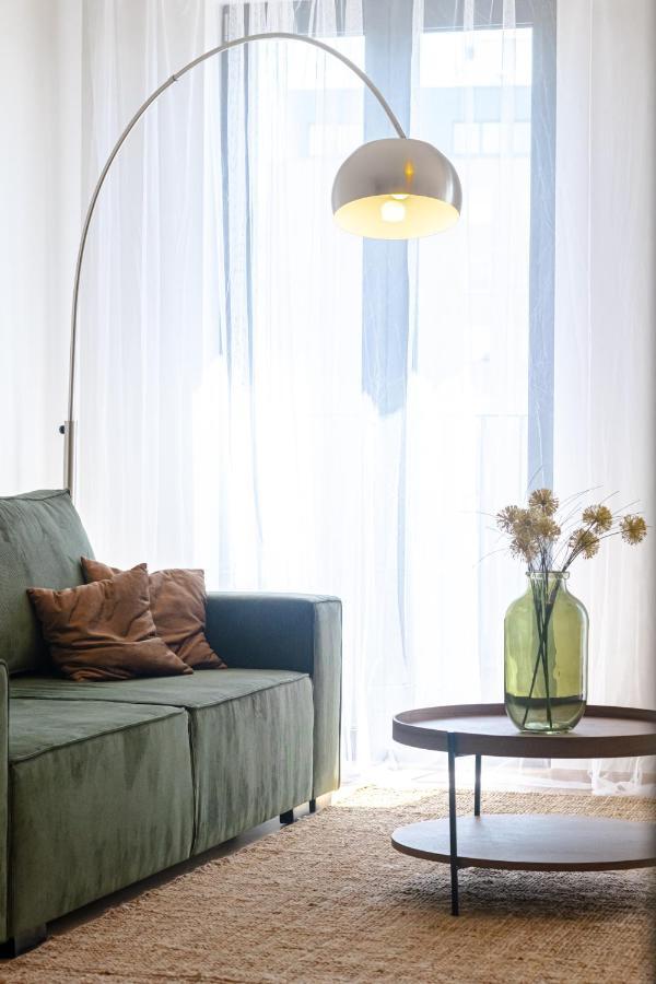 Newly Built Apartment In Vibrant Neighbourhood Praga Exterior foto